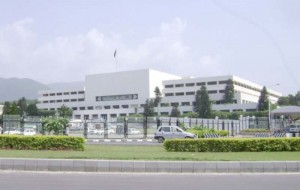 Questioning Pakistan's future 1